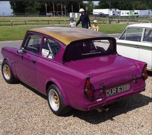 BARRY 'WAZZO' HARPER's FORD ANGLIA 105E! 😃