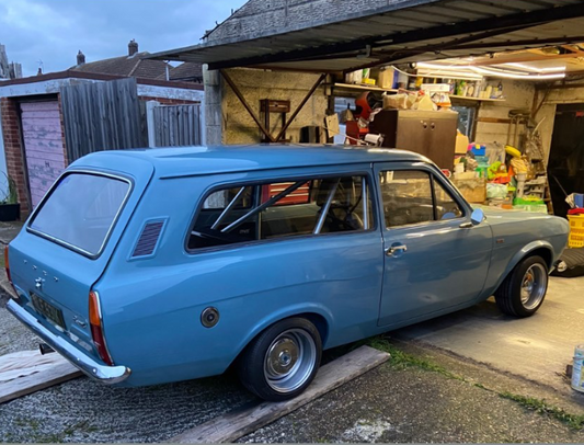 JON LARKIN's COSSIE YB POWERED MK1 ESCORT ESTATE! 😃