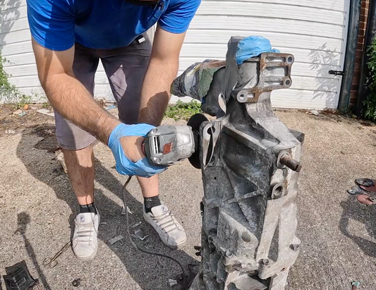 IDIOT LET LOOSE WITH AN ANGLE GRINDER! 😃