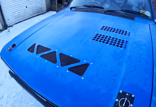 DRIVING IN THE SNOW IS SOOO MUCH FUN!! 😃