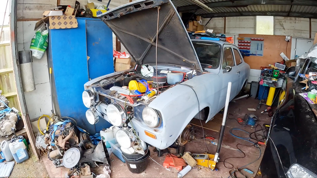 CHRIS THE 'ALPHA-HOLIC' AND HIS MK1 ESCORT! 👍