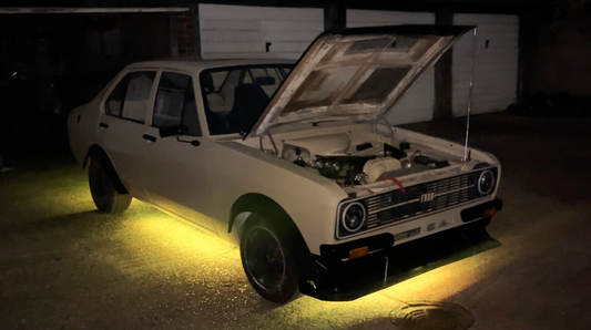 UNDERGLOW ON A MK2 ESCORT??? 🤔